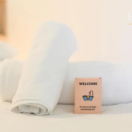 Superbe En Avec Piscine Apartament