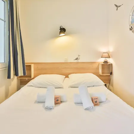 Superbe En Avec Piscine Talmont-Saint-Hilaire